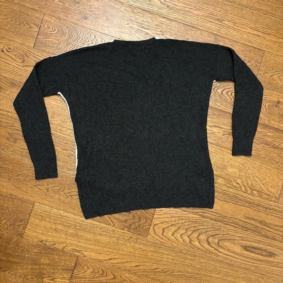 Madewell Warm Light V Neck Sweater - Picture 7 of 9